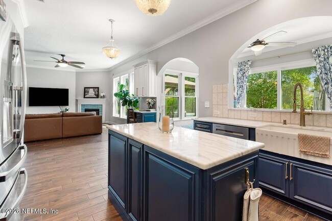 Building Photo - 1175 Eagle Point Dr