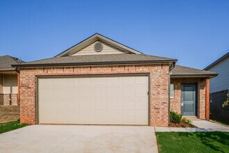 Building Photo - 10049 Blackjack Rd