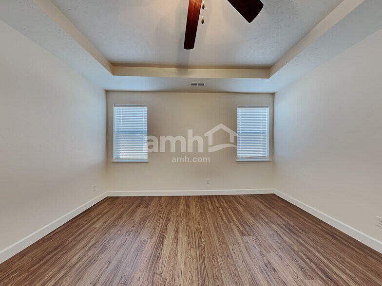 Building Photo - 3614 S Natural Way