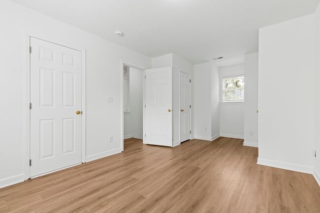 Building Photo - COMING SOON! Move-In Ready 3-Bed Home in V...