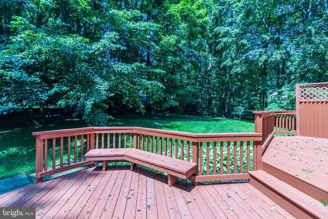 Building Photo - 7300 Scarlet Oak Ct