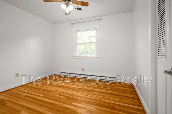 Building Photo - 2425 Capehart Rd
