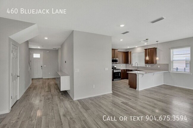Building Photo - 460 Bluejack Ln