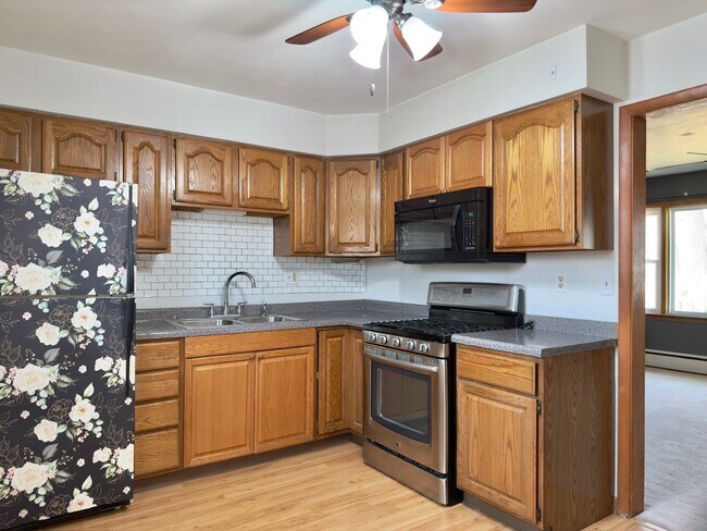 Building Photo - 1311 Theodore St