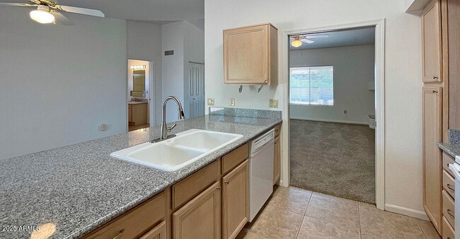 Building Photo - 17116 E Salida Dr