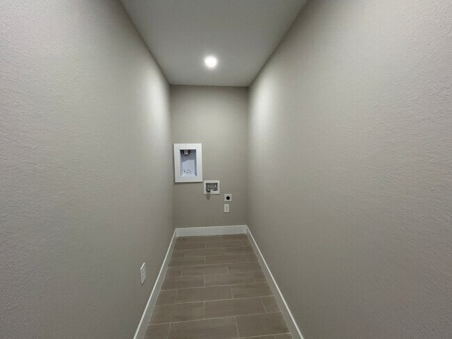 Building Photo - Brand New Construction 4/3