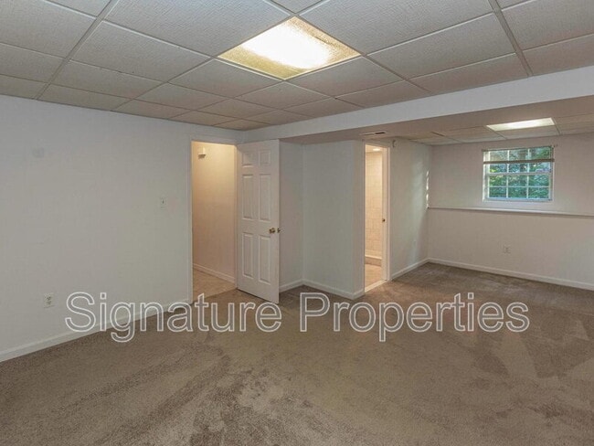 Building Photo - 1 Martin St