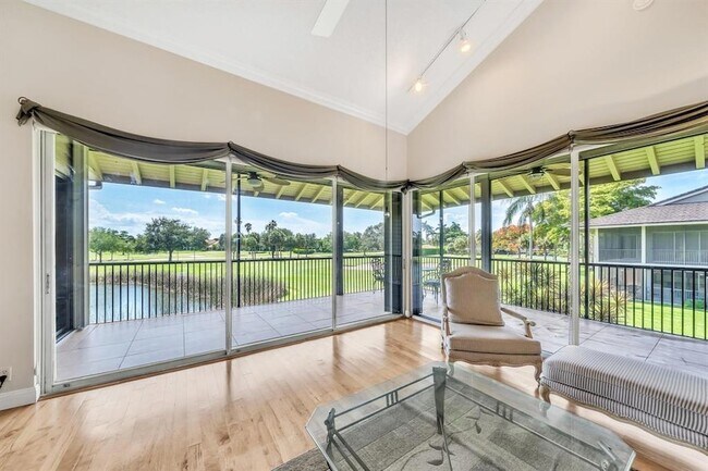 Building Photo - 7644 Elm Ridge Dr