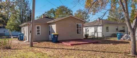 Building Photo - 207 Jefferson Rd