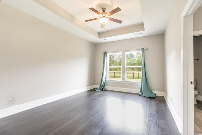 Building Photo - 1621 Palmetto Palm Dr