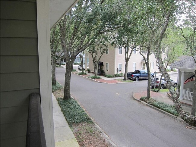 Building Photo - 5213 SW 91st Dr
