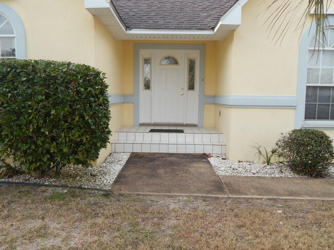 Building Photo - 1925 Catamaran Dr