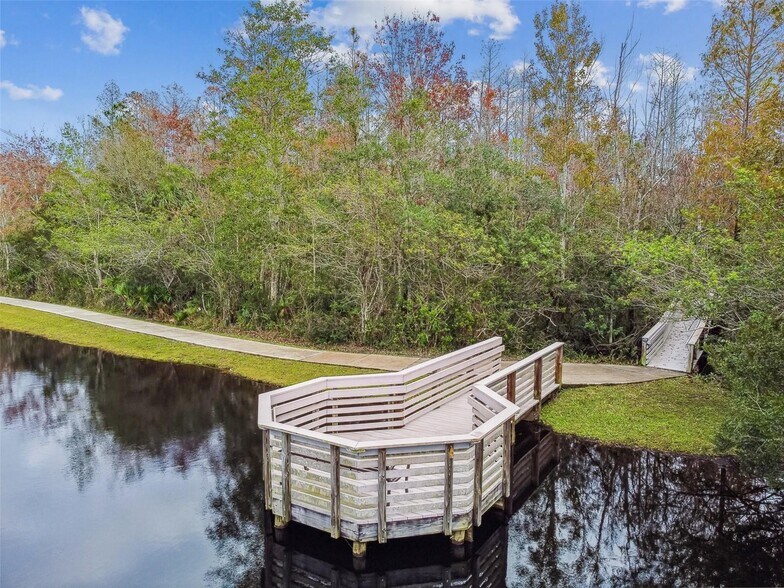 Building Photo - 12450 Berkeley Square Dr