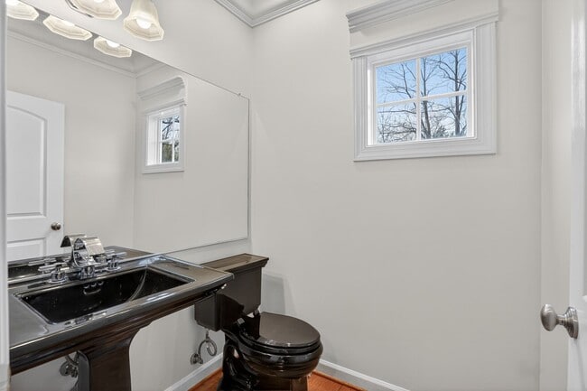 Building Photo - 43286 Canal Creek Pl