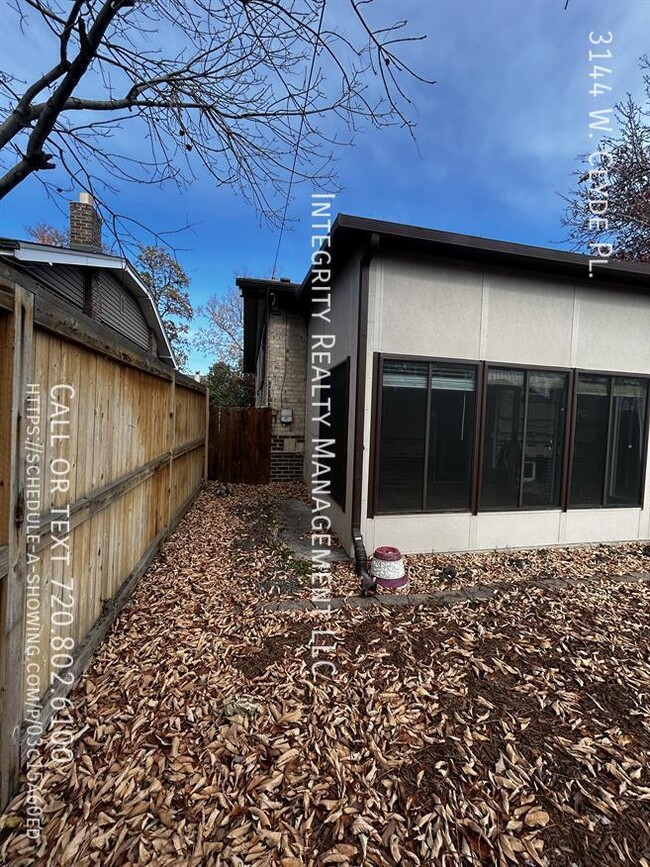 Building Photo - 3144 W Clyde Pl