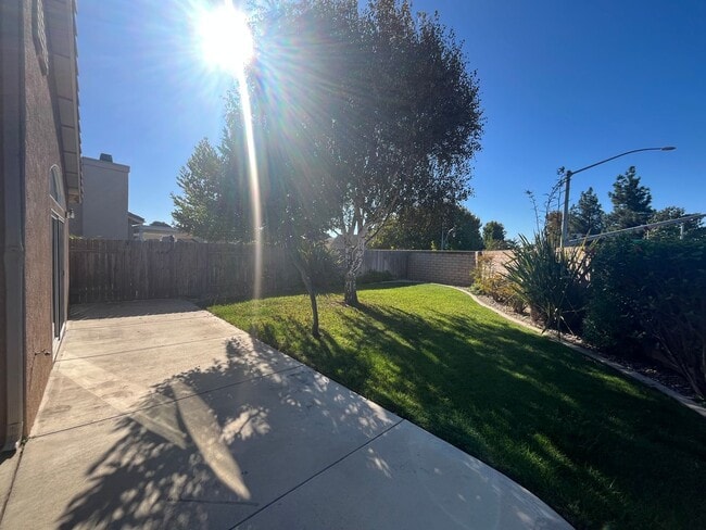 Building Photo - 2753 Stephen Pl