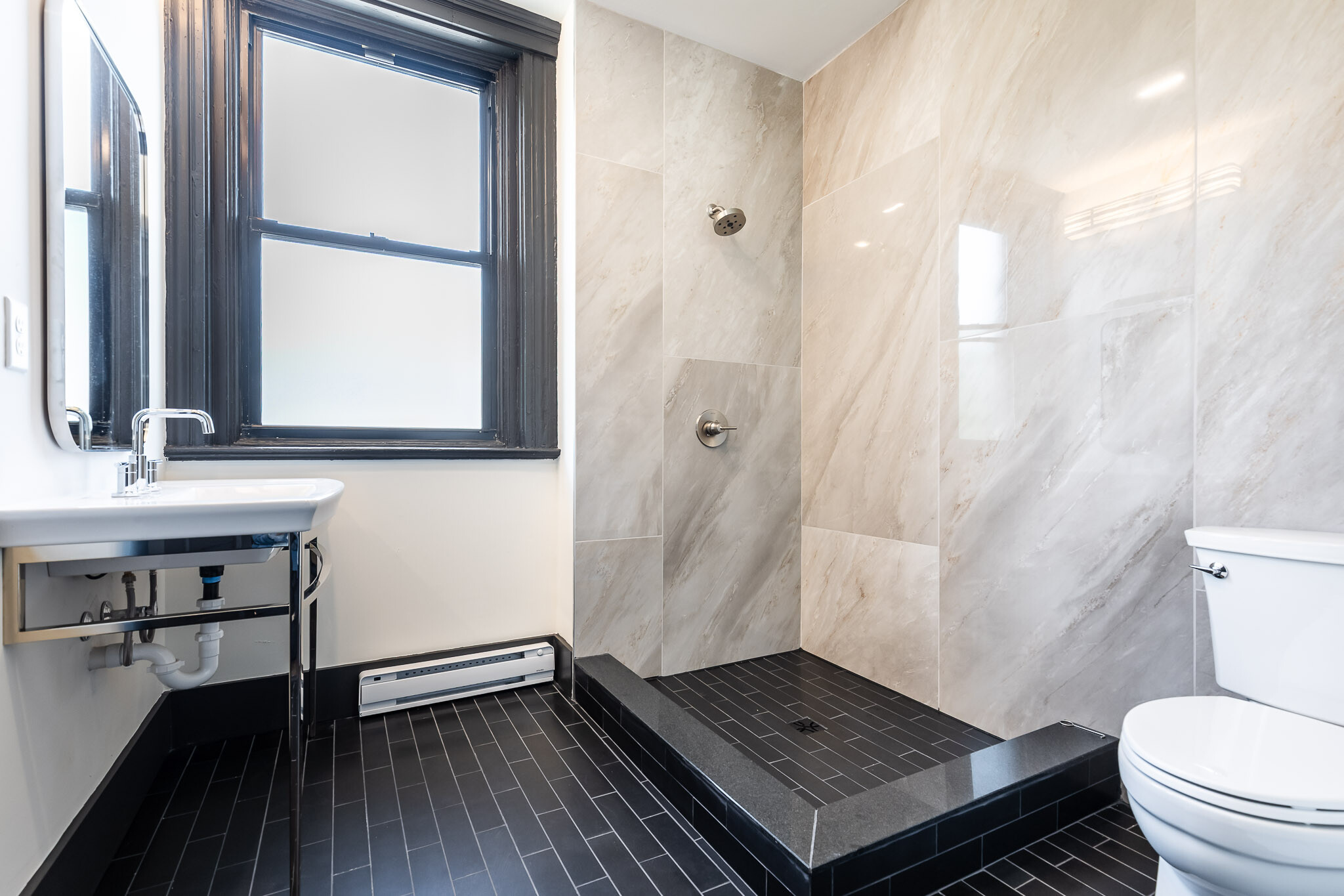 Bath 2 has glass doors installed - 728 E McMillan St