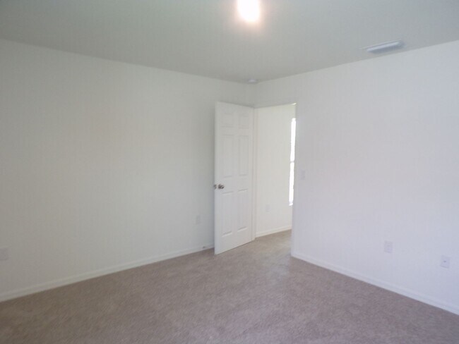 Building Photo - BRAND NEW HOME READY TO RENT ANNUALLY