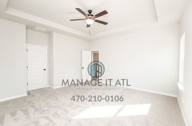 Building Photo - Elegant Townhouse in City of Buford School District!