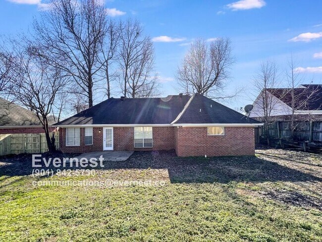 Building Photo - 9880 Seminole Dr