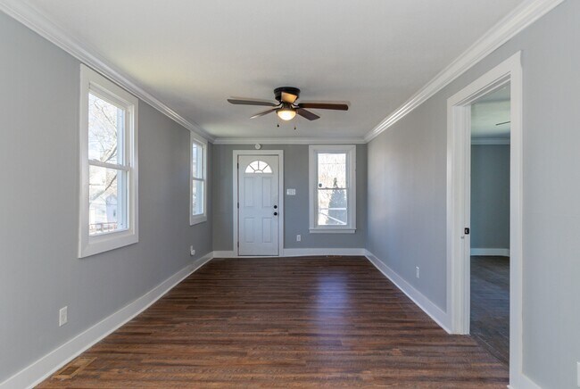 Building Photo - 1900 Edgewood Ave