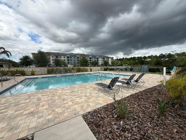 Building Photo - 9261 Gran Teatro Dr