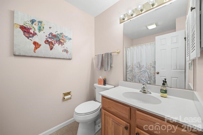 Building Photo - 5003 Sharon Rd