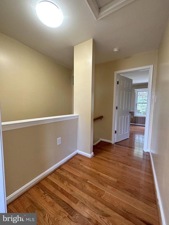 Building Photo - 102 Ridge Ct