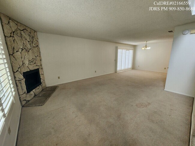 Building Photo - Arcadia 3 Bedroom Townhouse