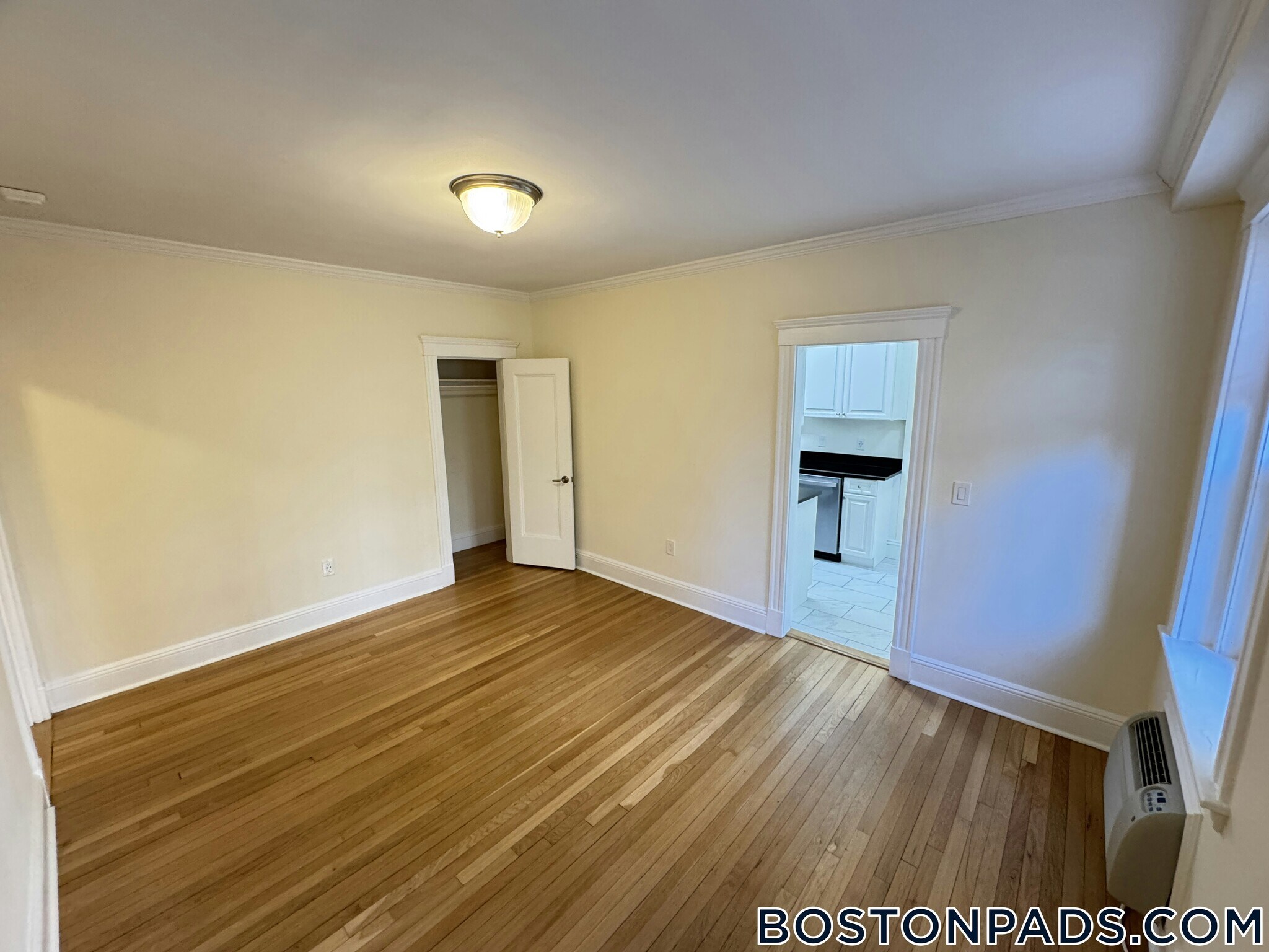 Building Photo - 20 Chauncy St