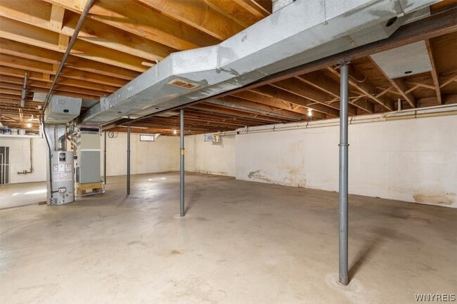 Building Photo - 60 Heiler Dr