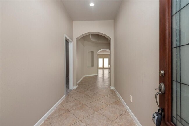 Building Photo - 26886 Treasures Ridge Dr