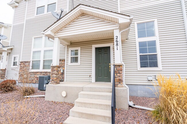 Primary Photo - 2681 Stonecrop Ridge Grove