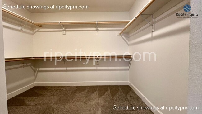 Building Photo - 3928 SE 77th Ave