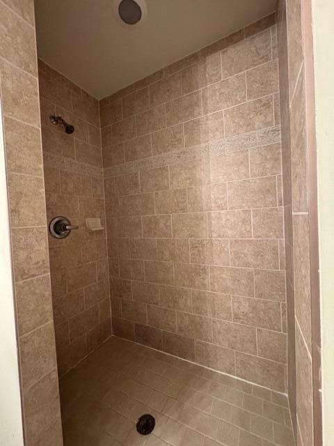 Building Photo - 8471 Towne Center Cir