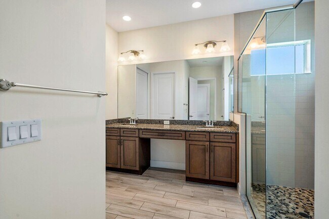 Building Photo - 15964 Whippoorwill Cir