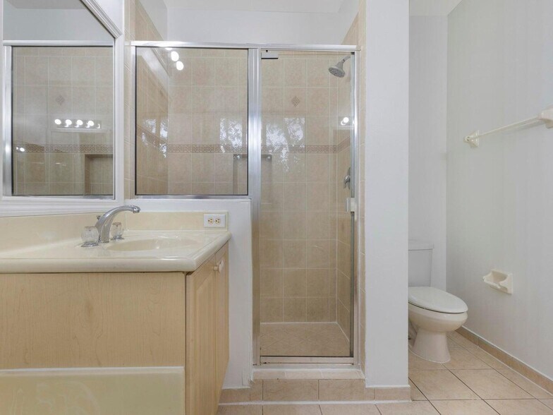 Building Photo - 4325 Berkshire Wharf Dr