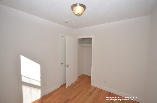 Building Photo - 67 Shawmut St