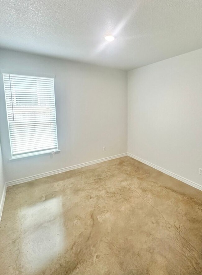 Building Photo - Gorgeous and Modern Duplex in Temple, Tx!