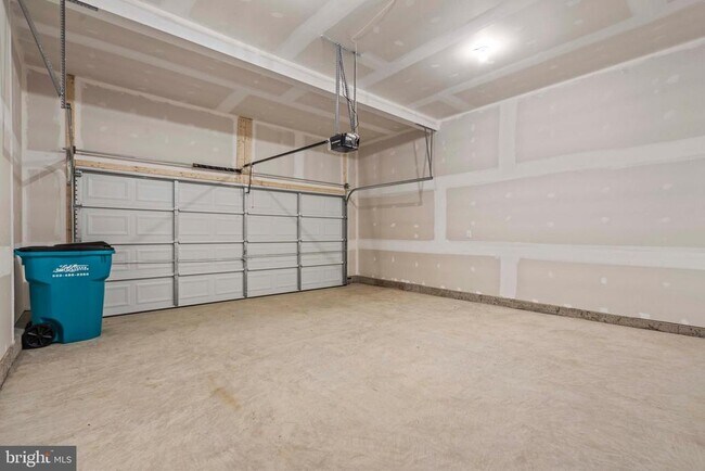 Building Photo - 5713 Haller Pl