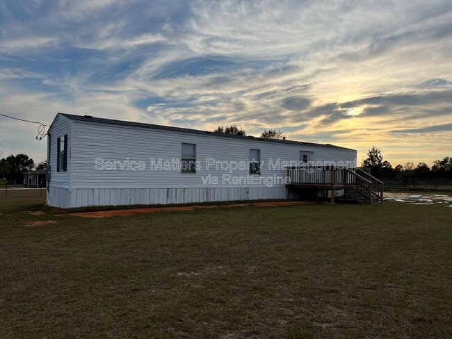 Building Photo - 4819 Douglas Dr