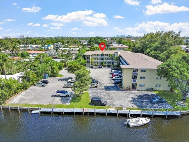 Building Photo - 1400 NE 57th Ct