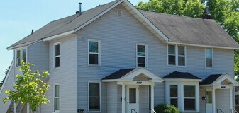 Building Photo - 717 Water St