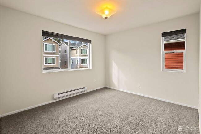 Building Photo - Immaculate Home in the Heart of High Point...