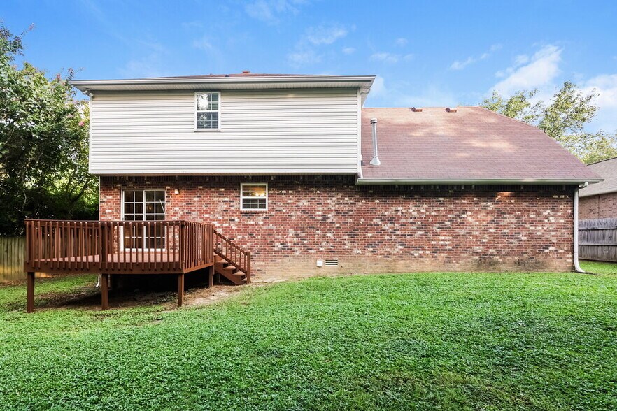 Building Photo - 607 Doral Pointe
