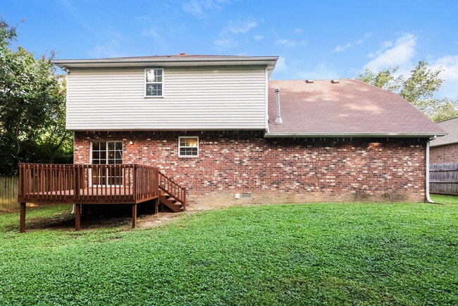Building Photo - 607 Doral Pointe