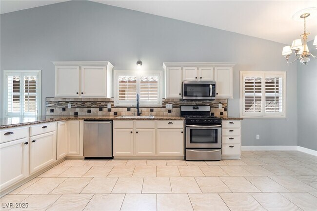 Building Photo - 74 Graythorn Mountain Ct