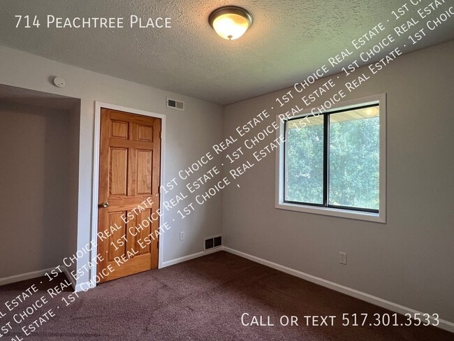 Building Photo - 714 Peachtree Pl