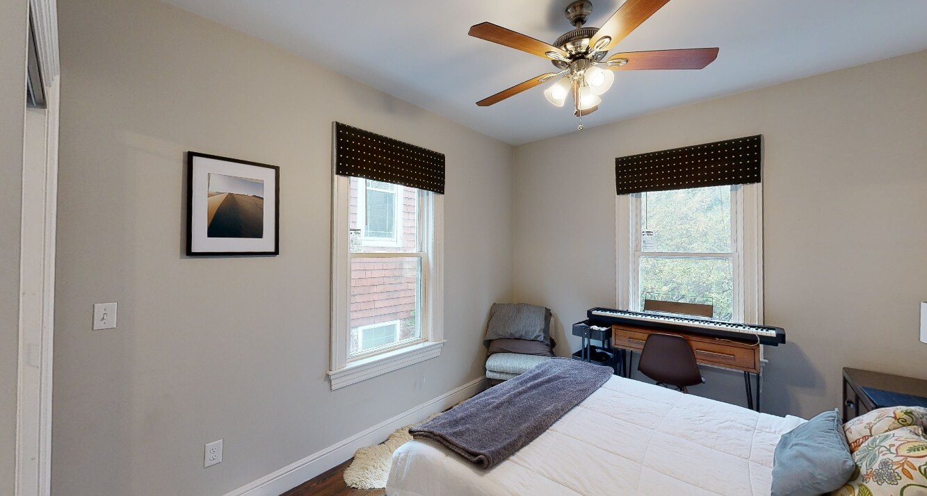 Apt 1 - 167 Hampshire St
