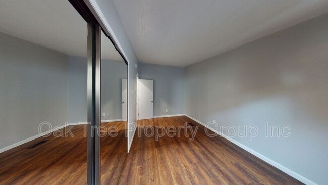 Building Photo - 2219 23rd Ave